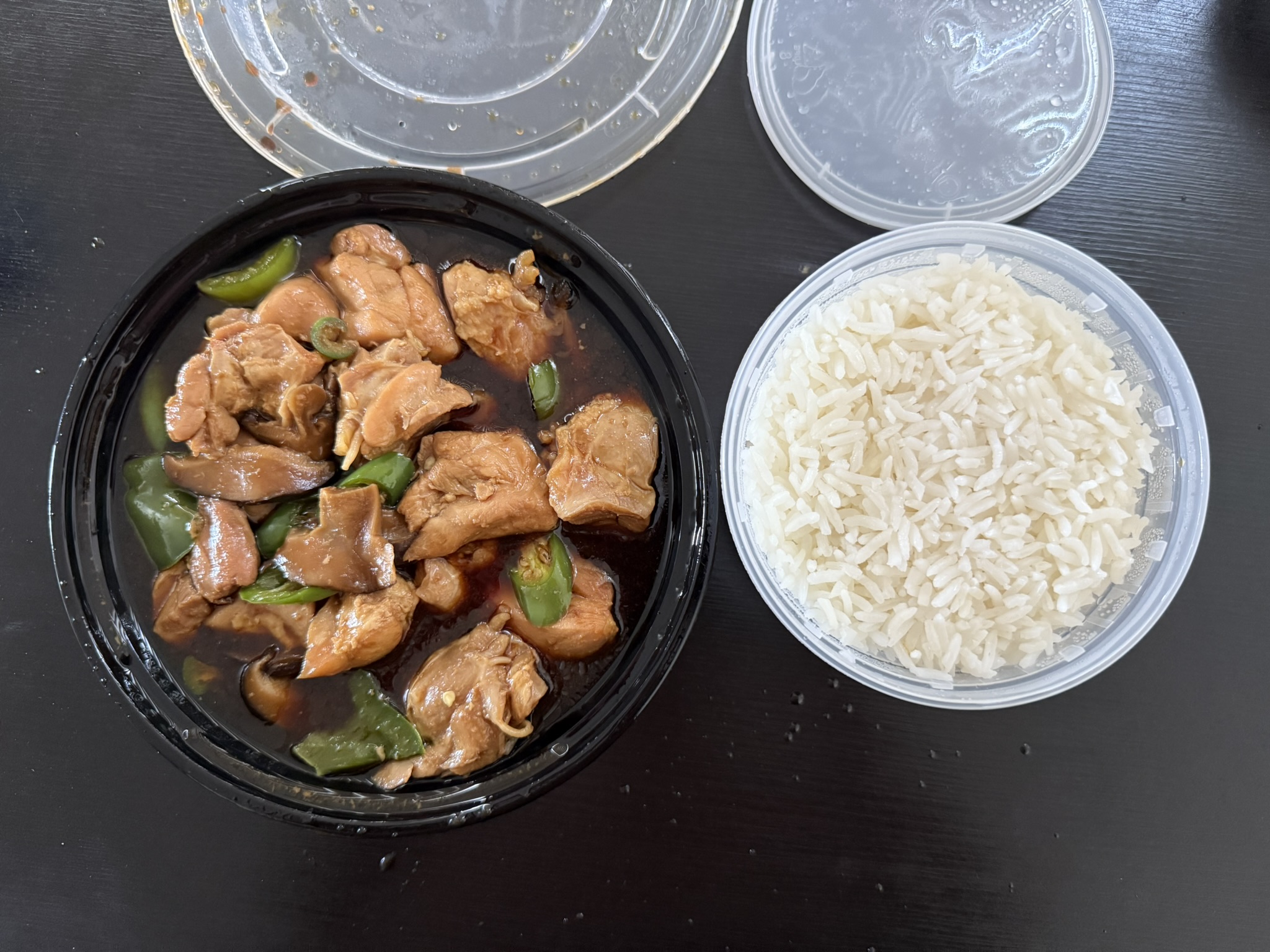 湾区 Cupertino 买来的杨铭宇黄焖鸡米饭