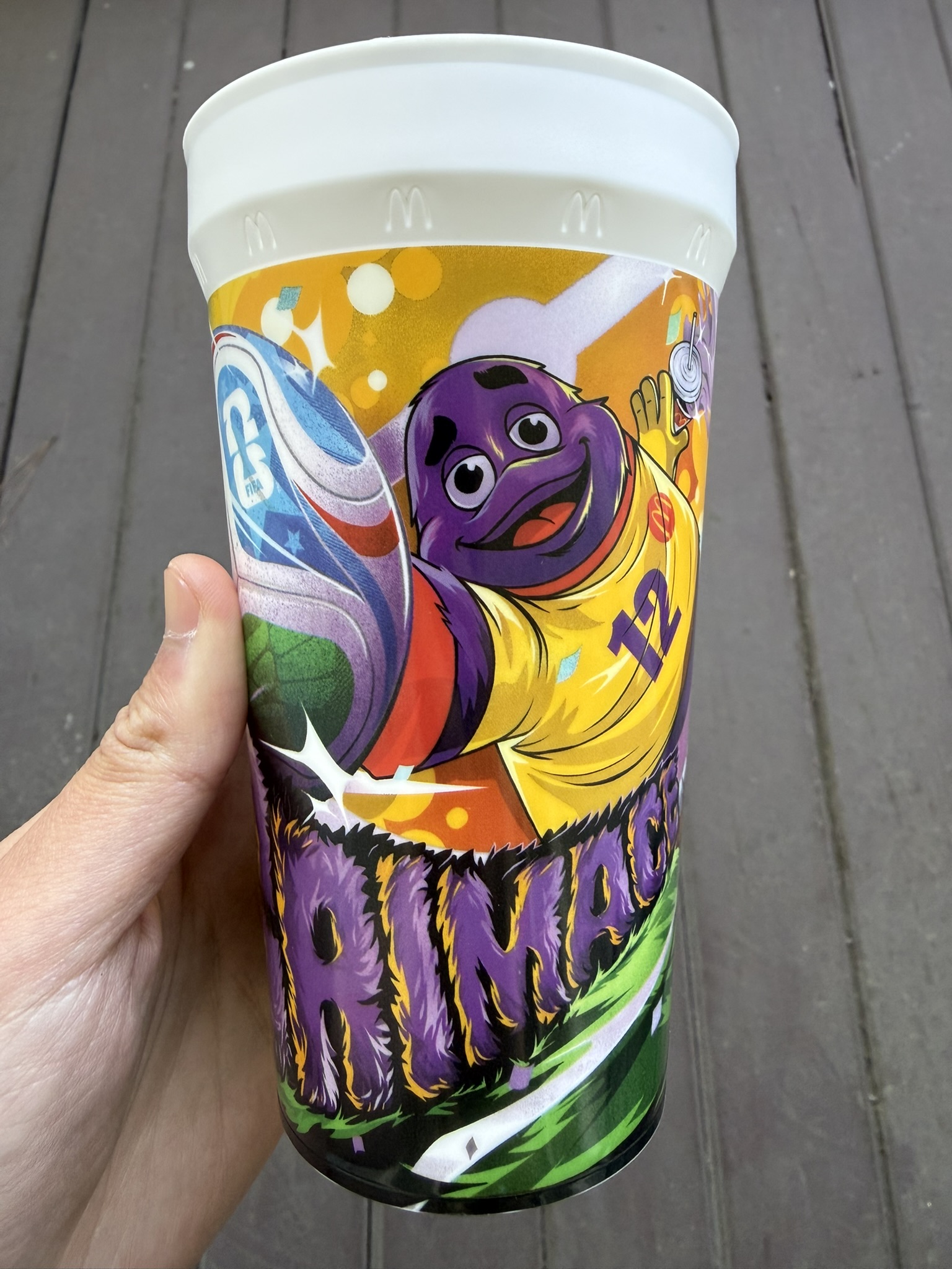 居然还有款不是球星的水杯