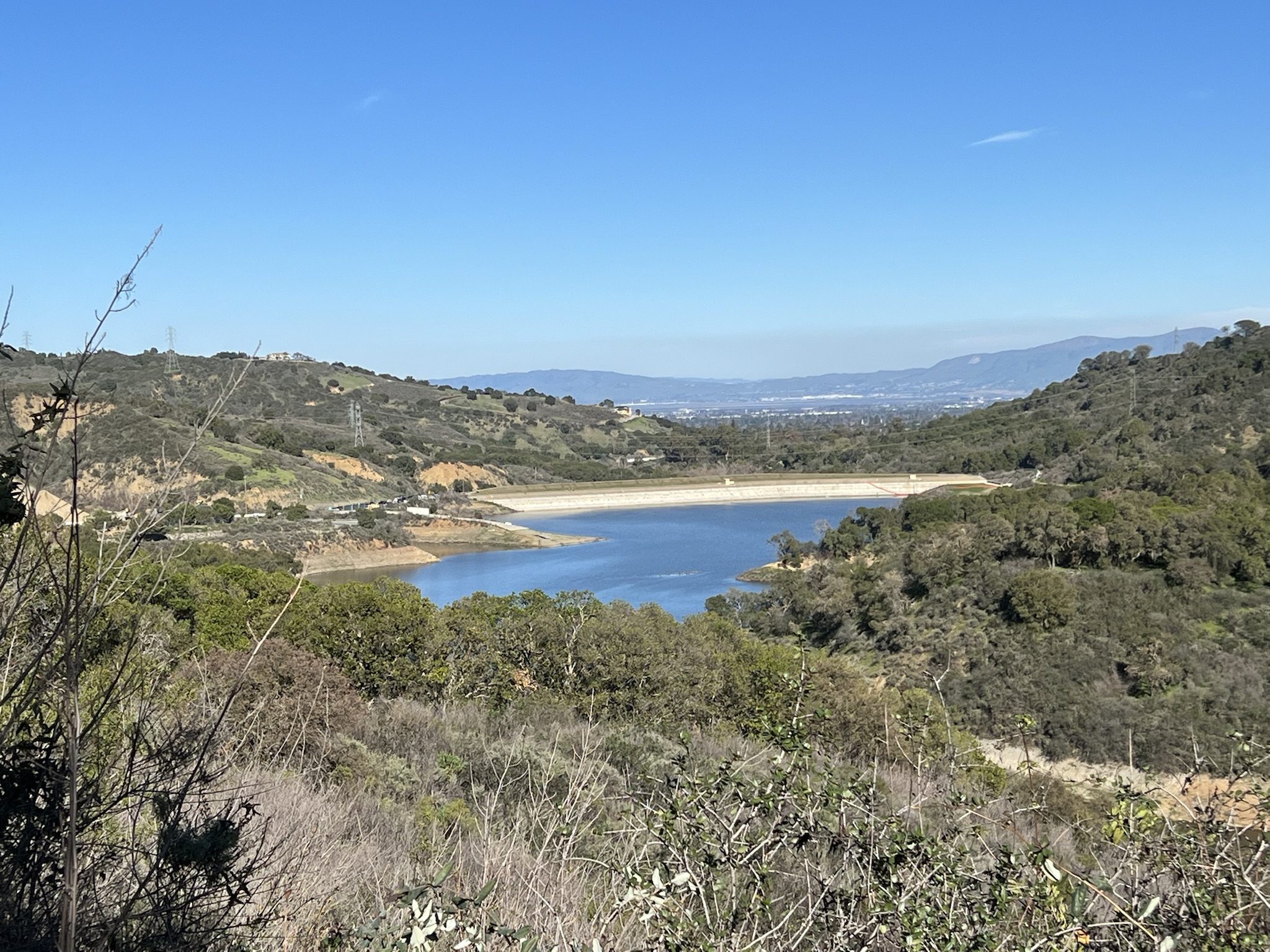 Bear Meadow Trail 上眺望 Stevens Creek水坝