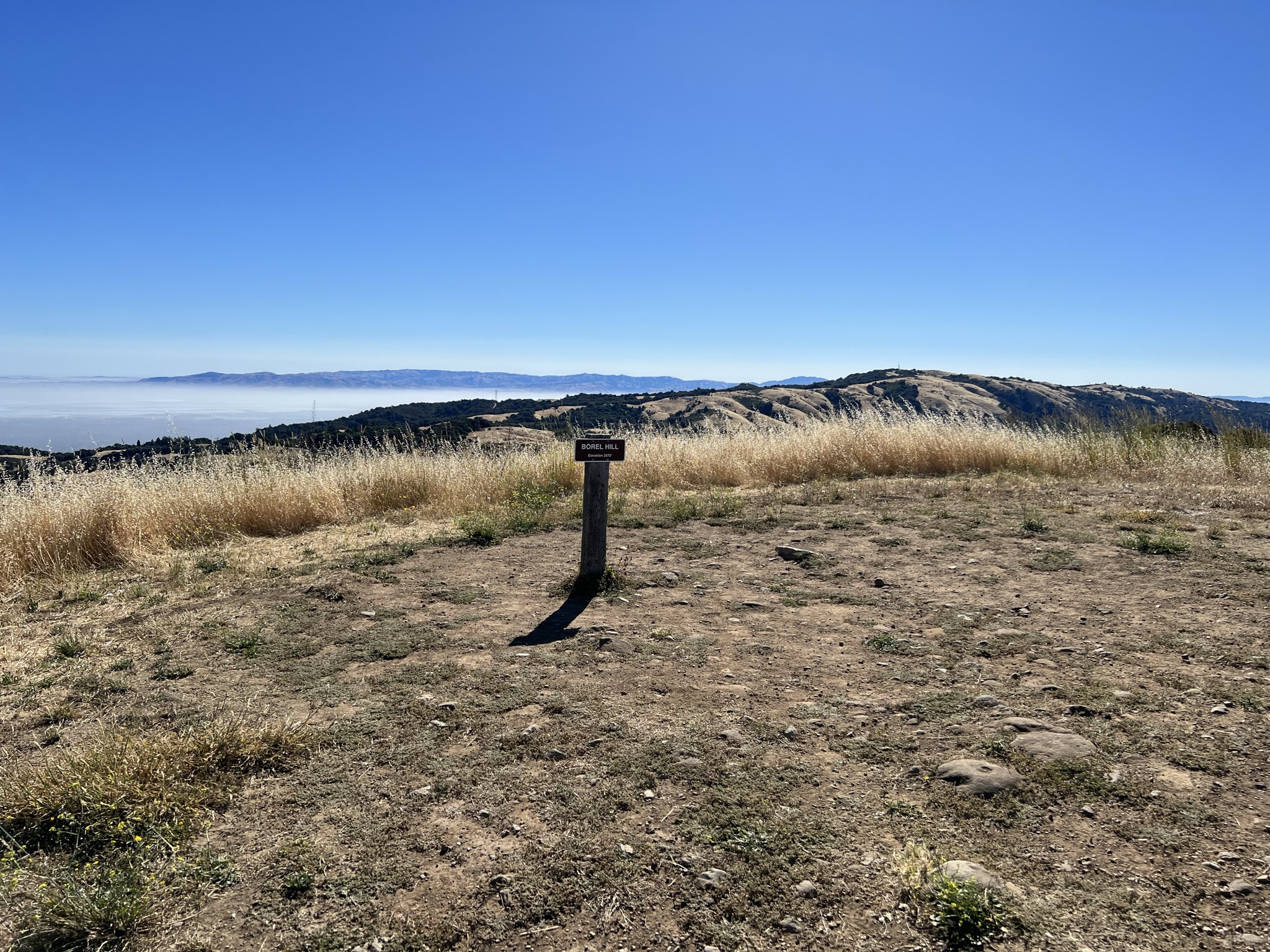 上到了 Borel Hill