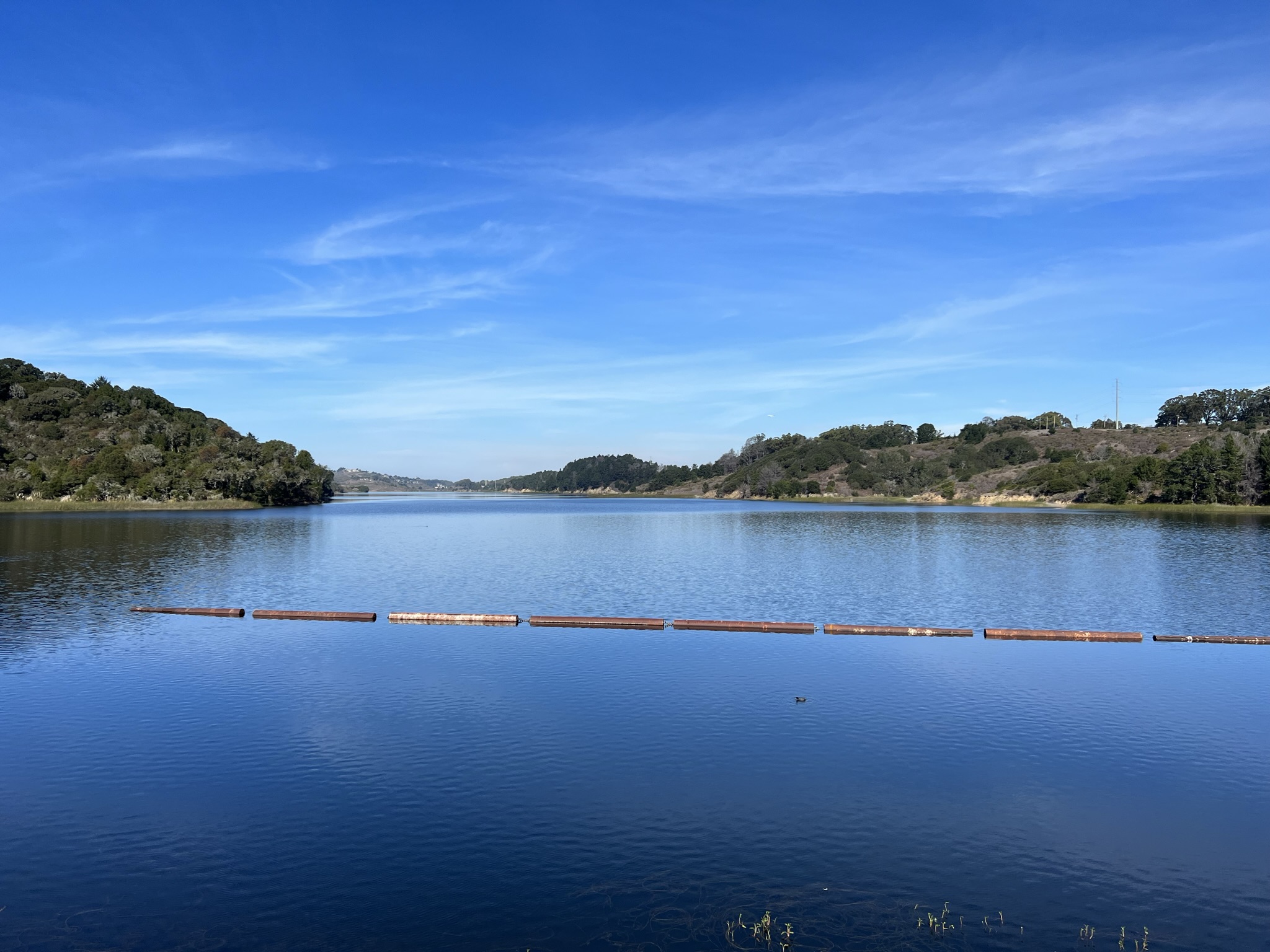 San Andreas 大坝的另一边是 San Andreas Lake