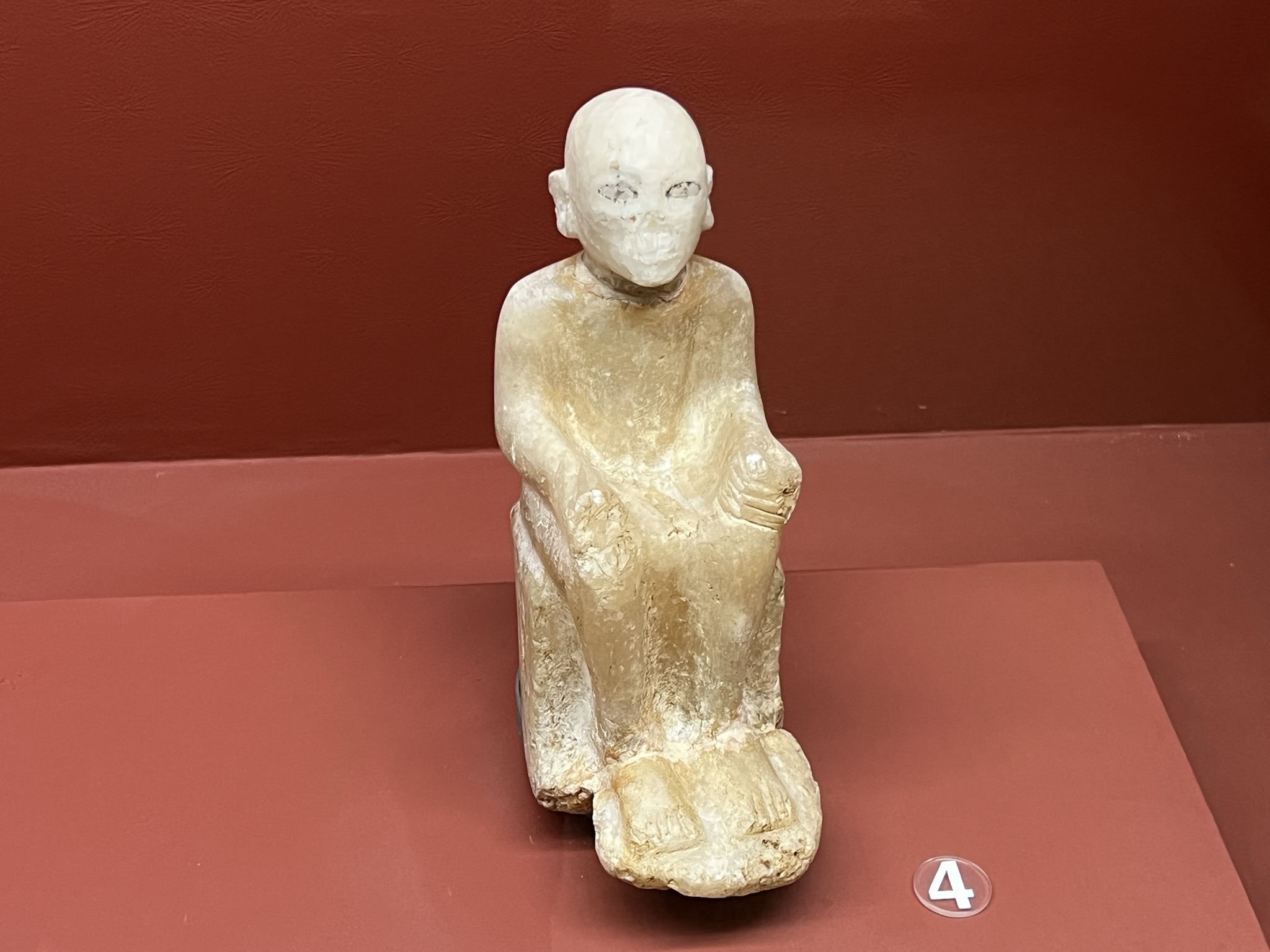 这个是某个贵族的雕像