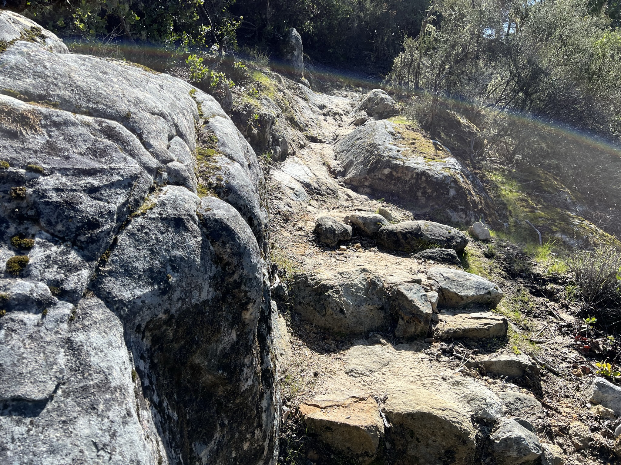 这个是天然形成的石阶