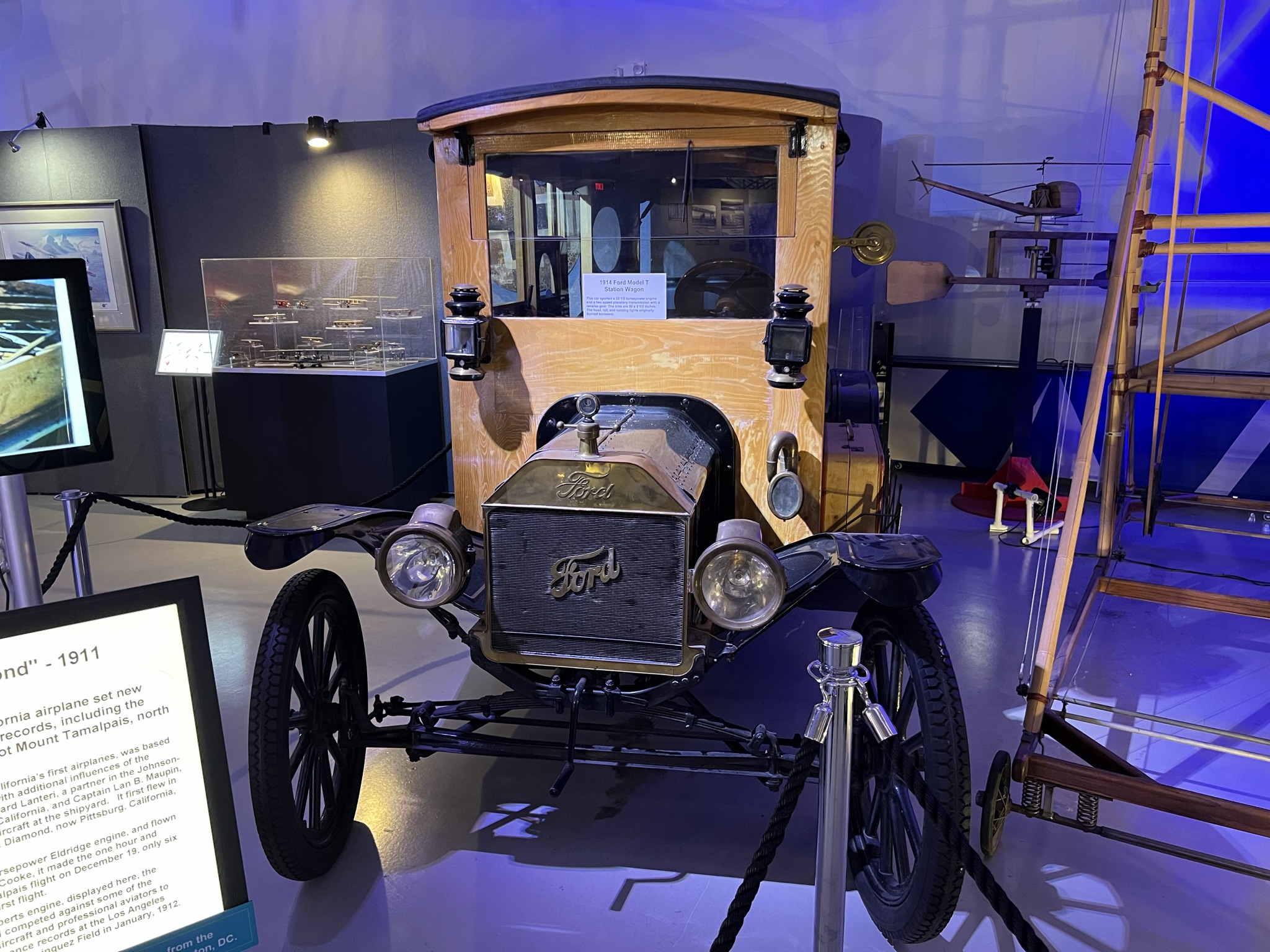 22 马力的福特汽车