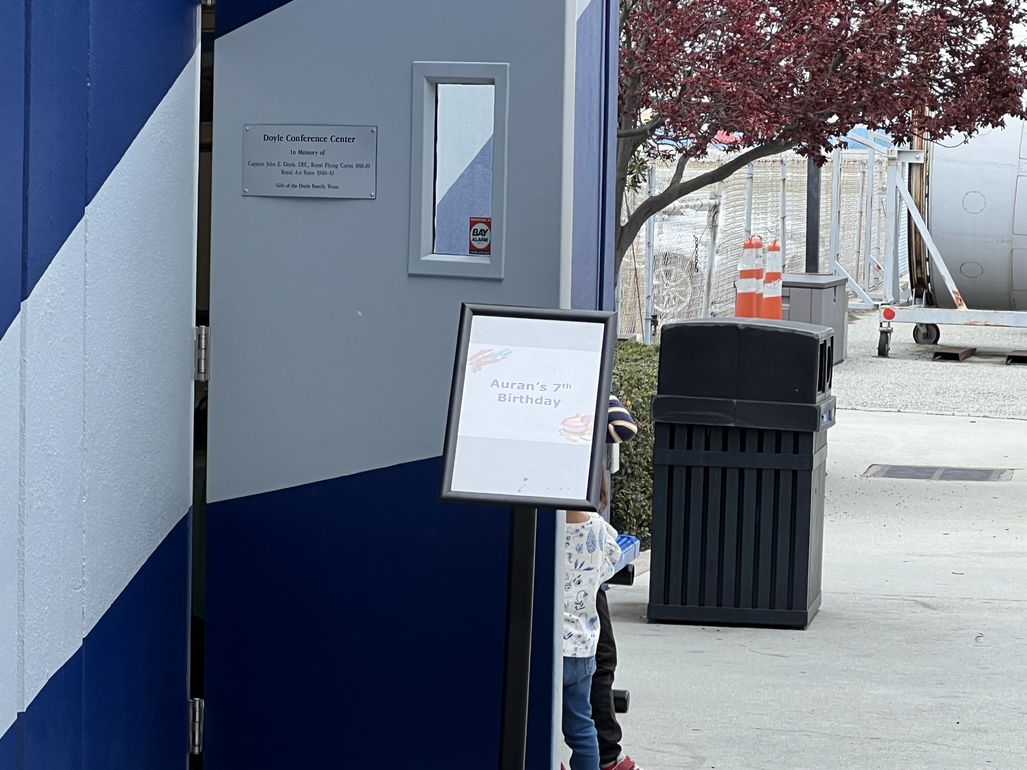 这边甚至可以给孩子举办生日派对