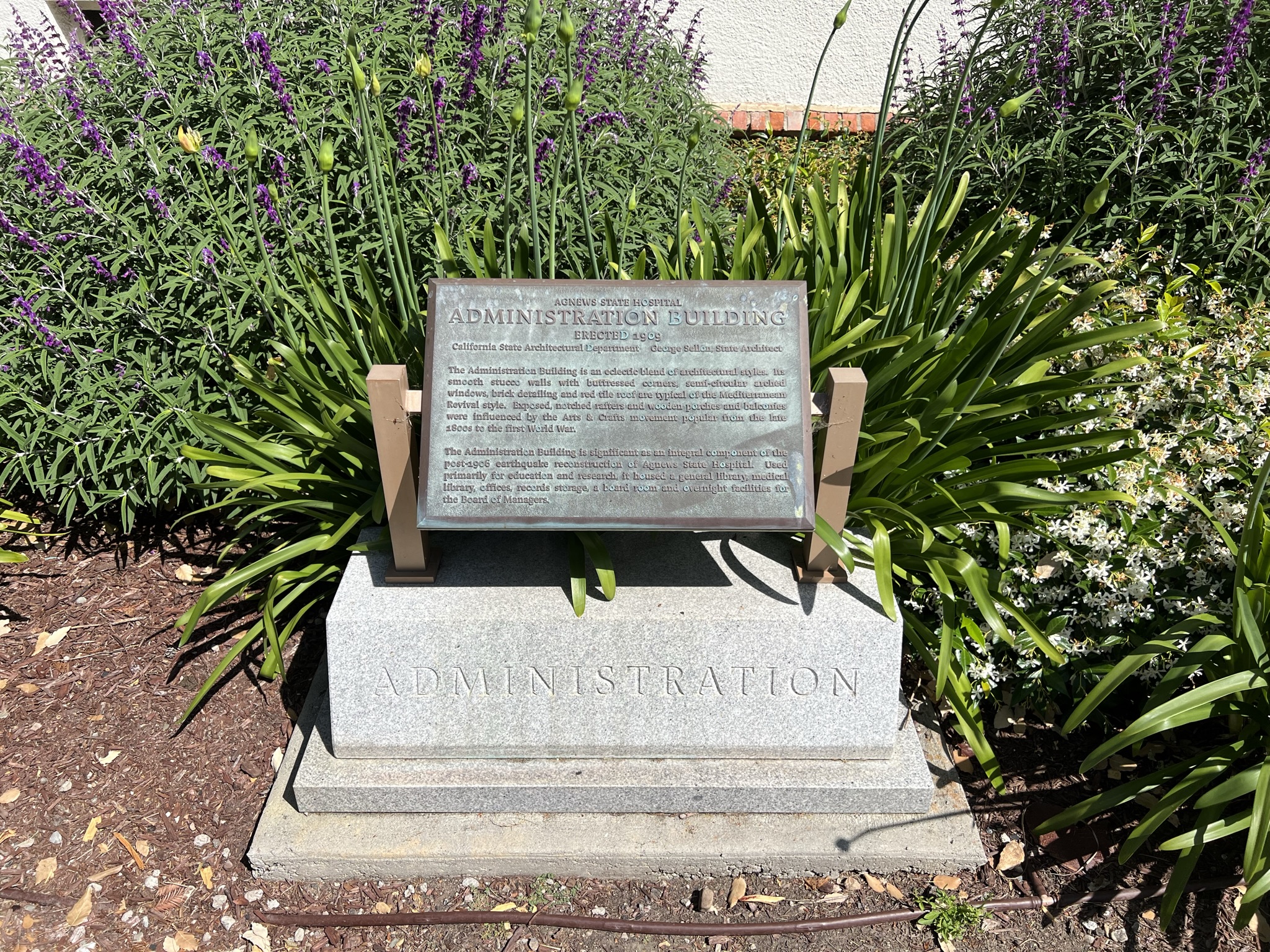 Agnews State Hospital Administrative Building 介绍