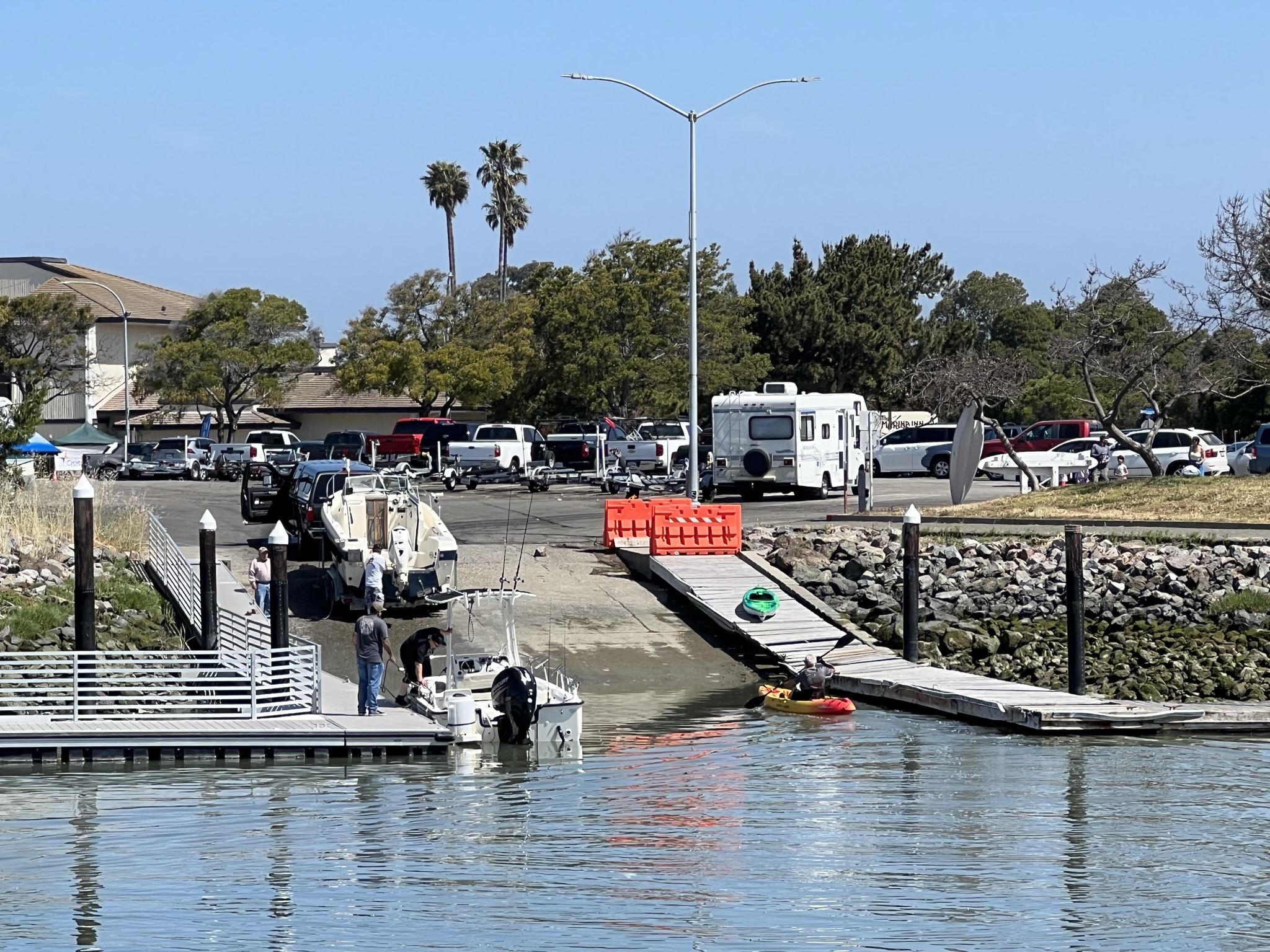 船都从这里出发