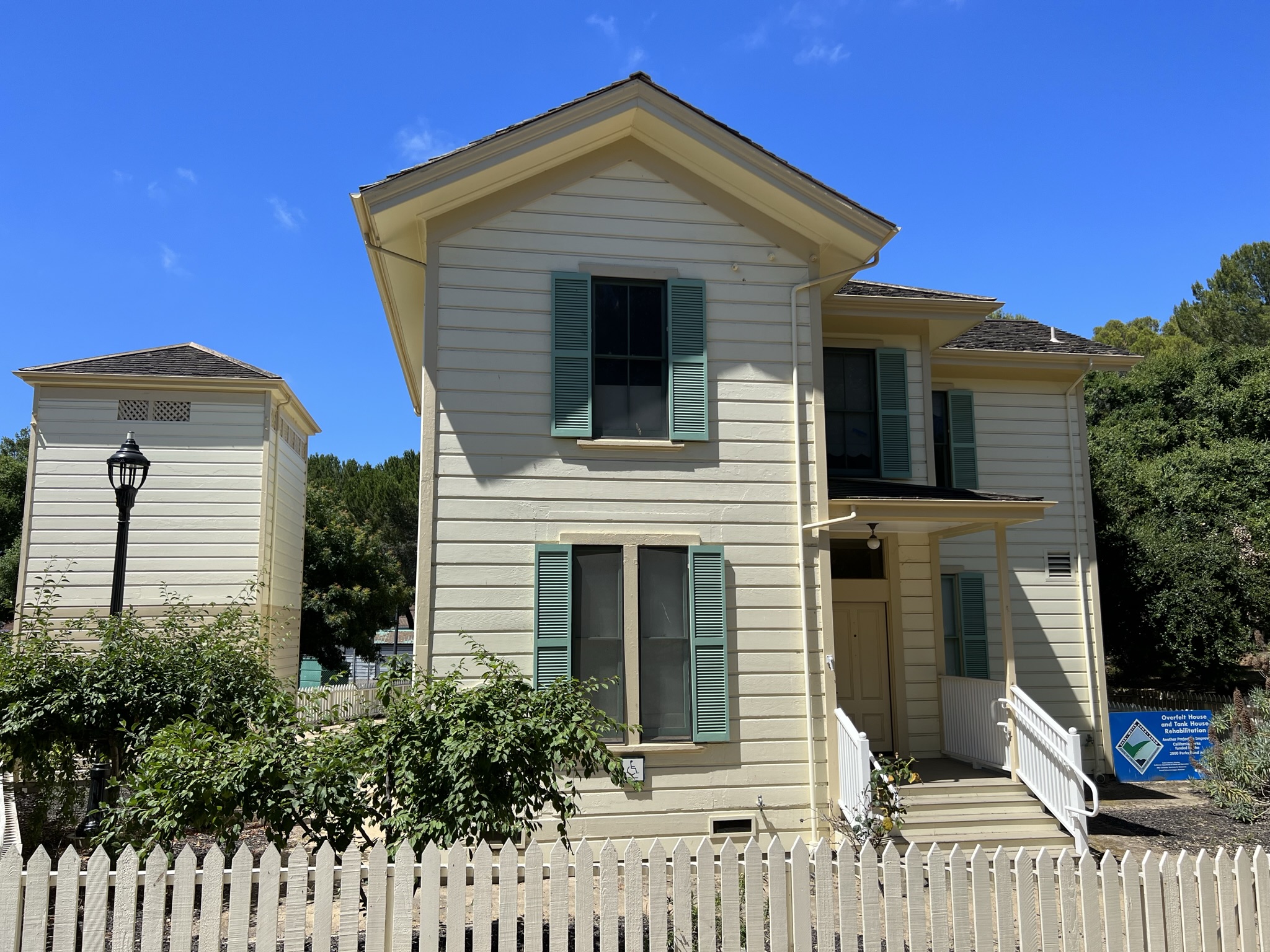 Overfelt Family Home