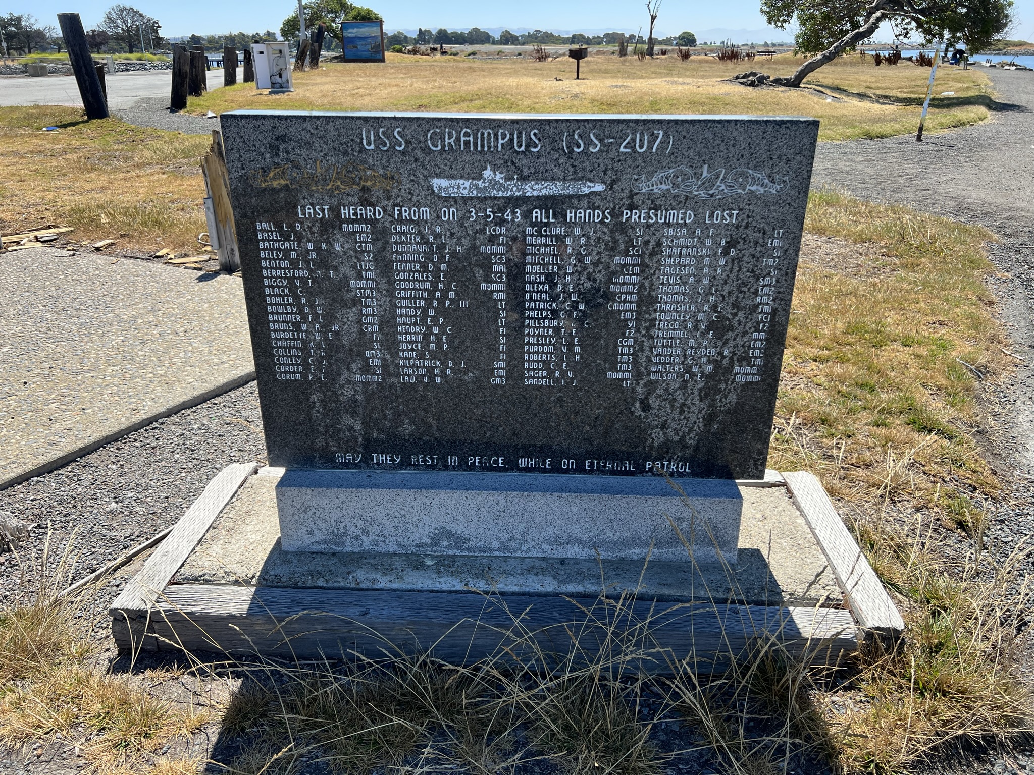 USS Grampus 潜艇丢失了