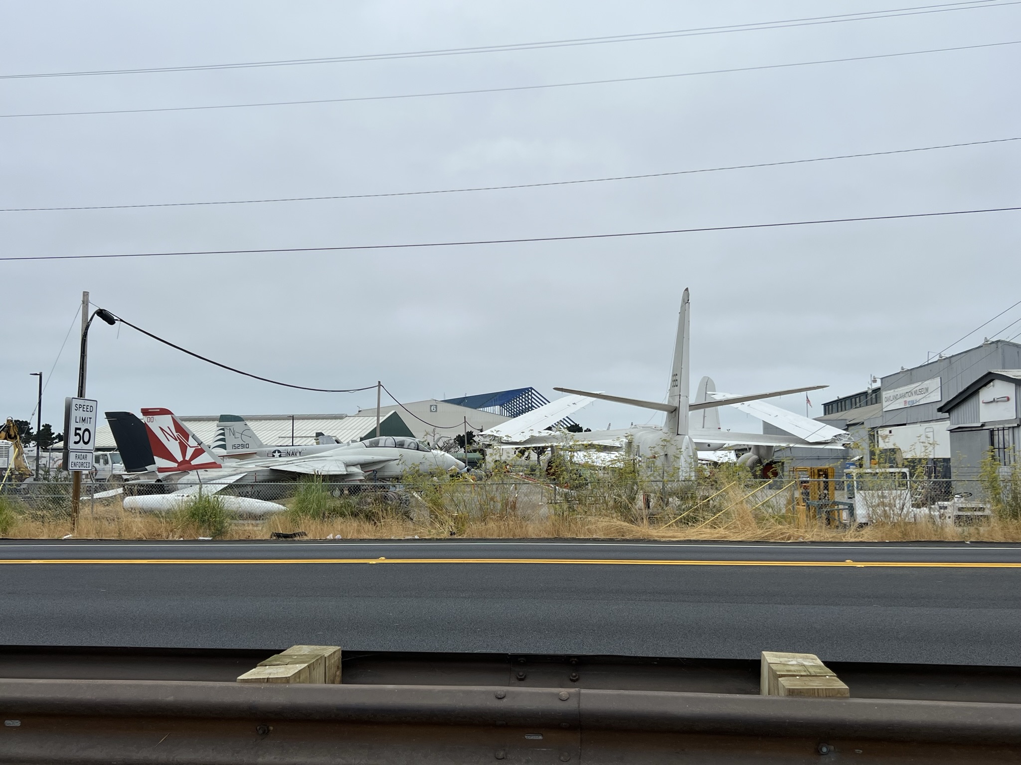 之前去过的Oakland Aviation Museum