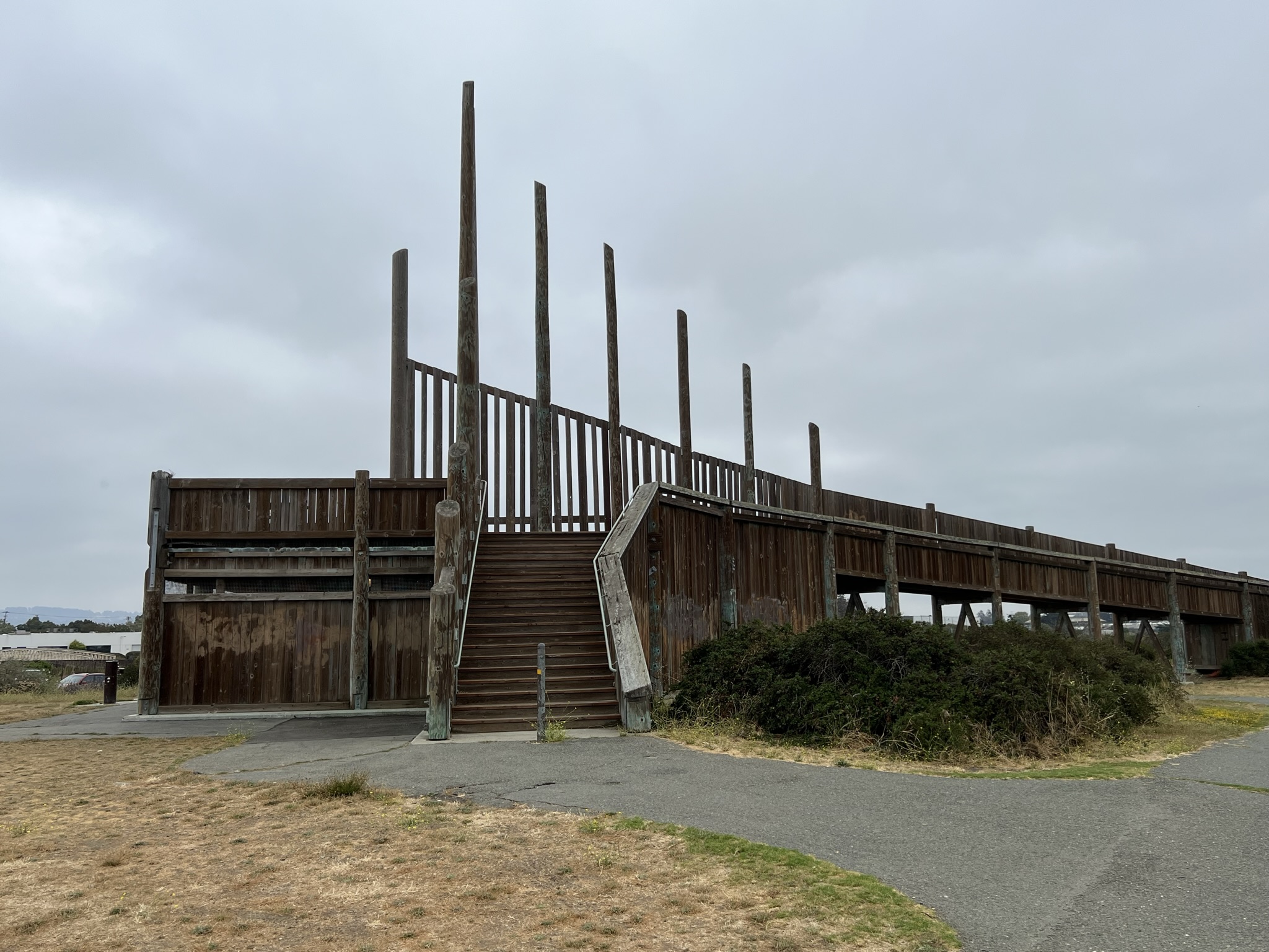 可以上去的木制阶梯