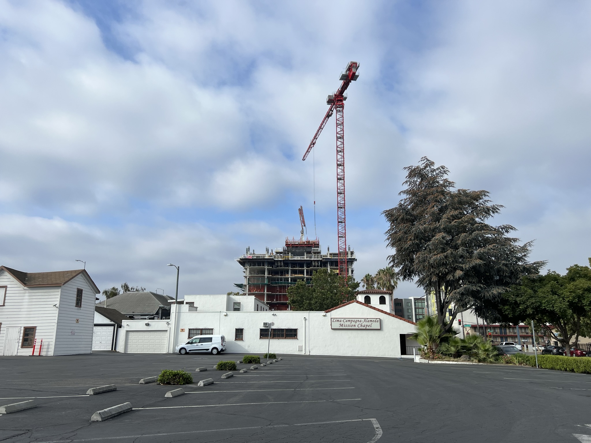 巨大的噪音让周围的人没法正常休息