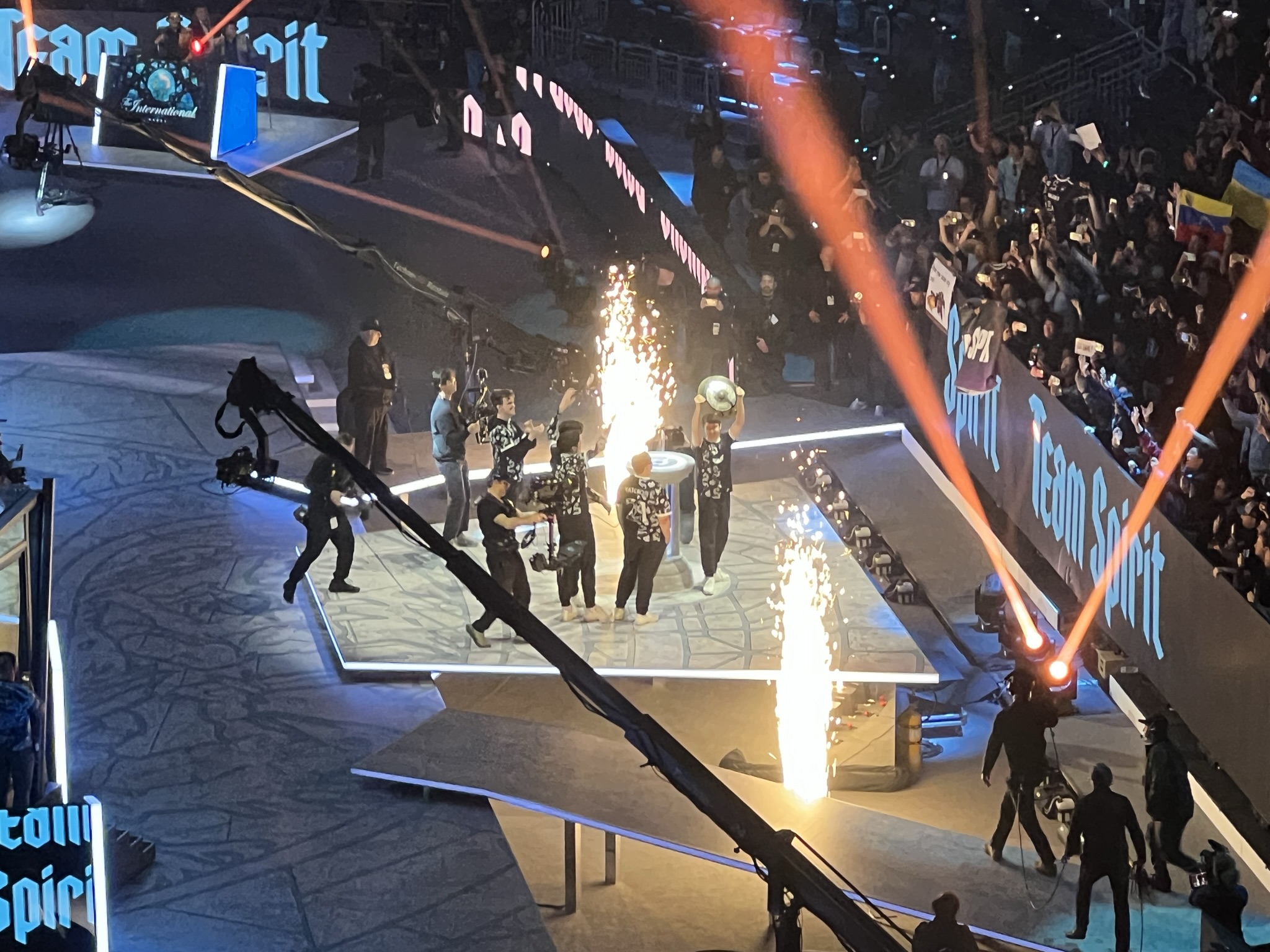 Team Spirit 获得冠军