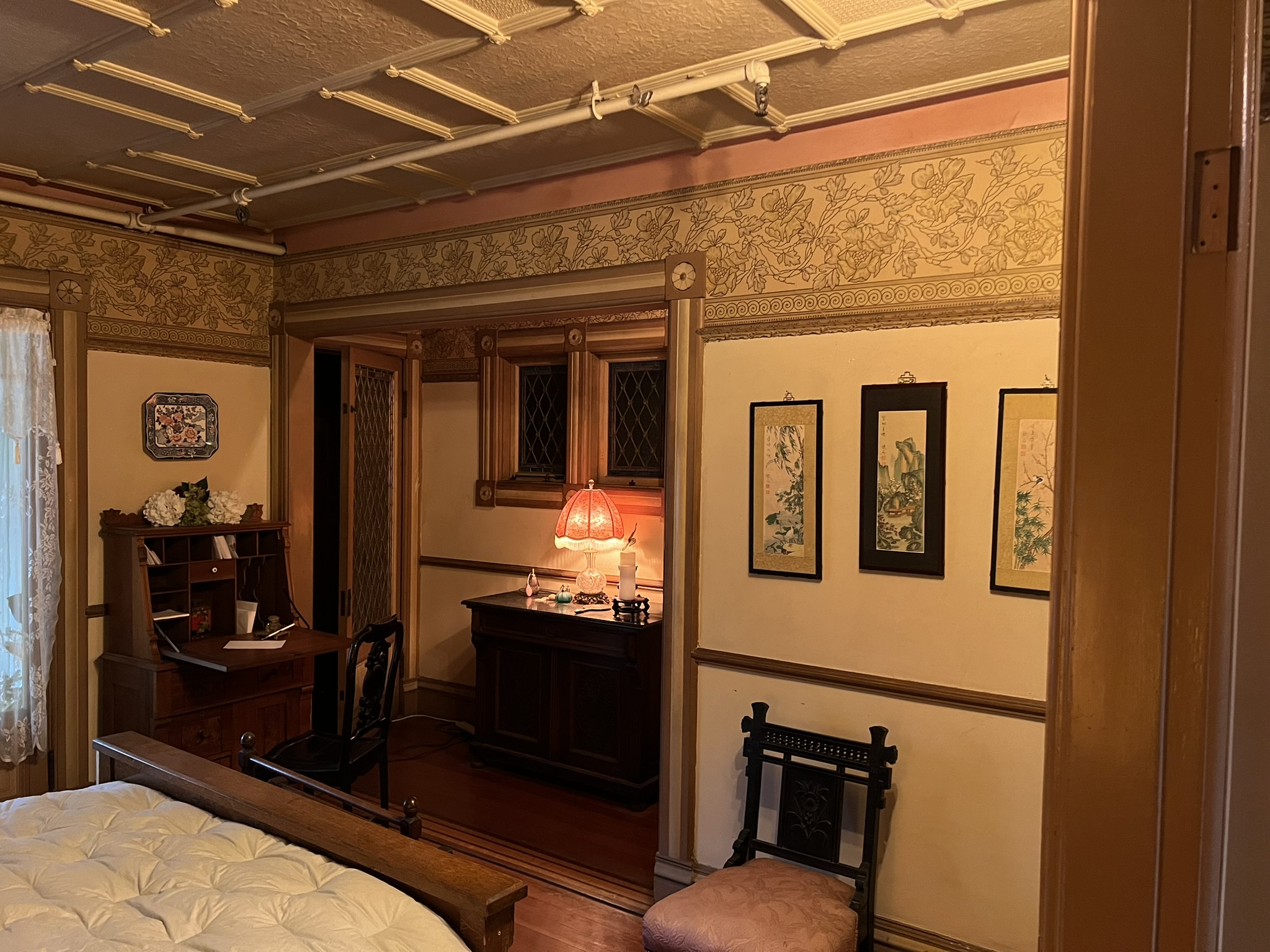 充满了东方的元素