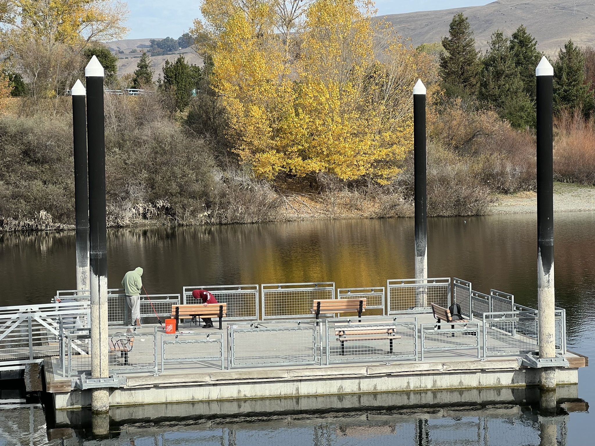今天这帮人似乎都是空军