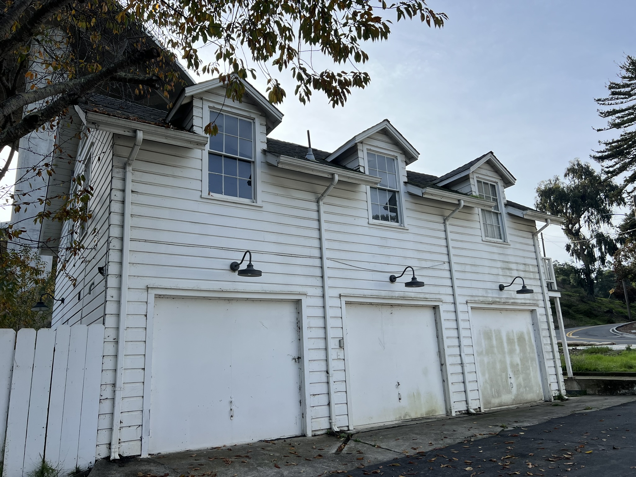 这些宅子都没人居住了