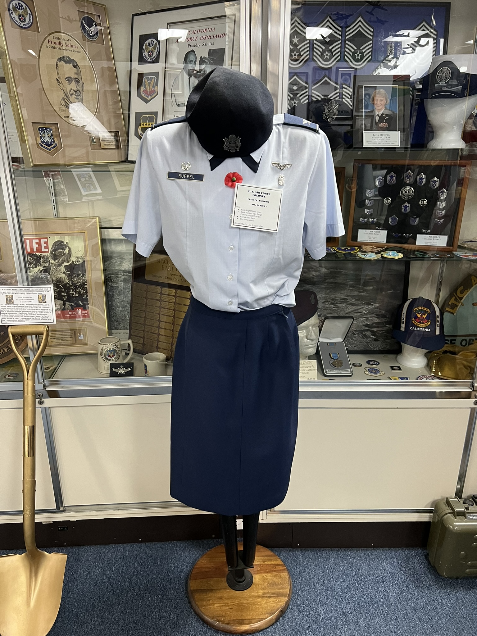 制服