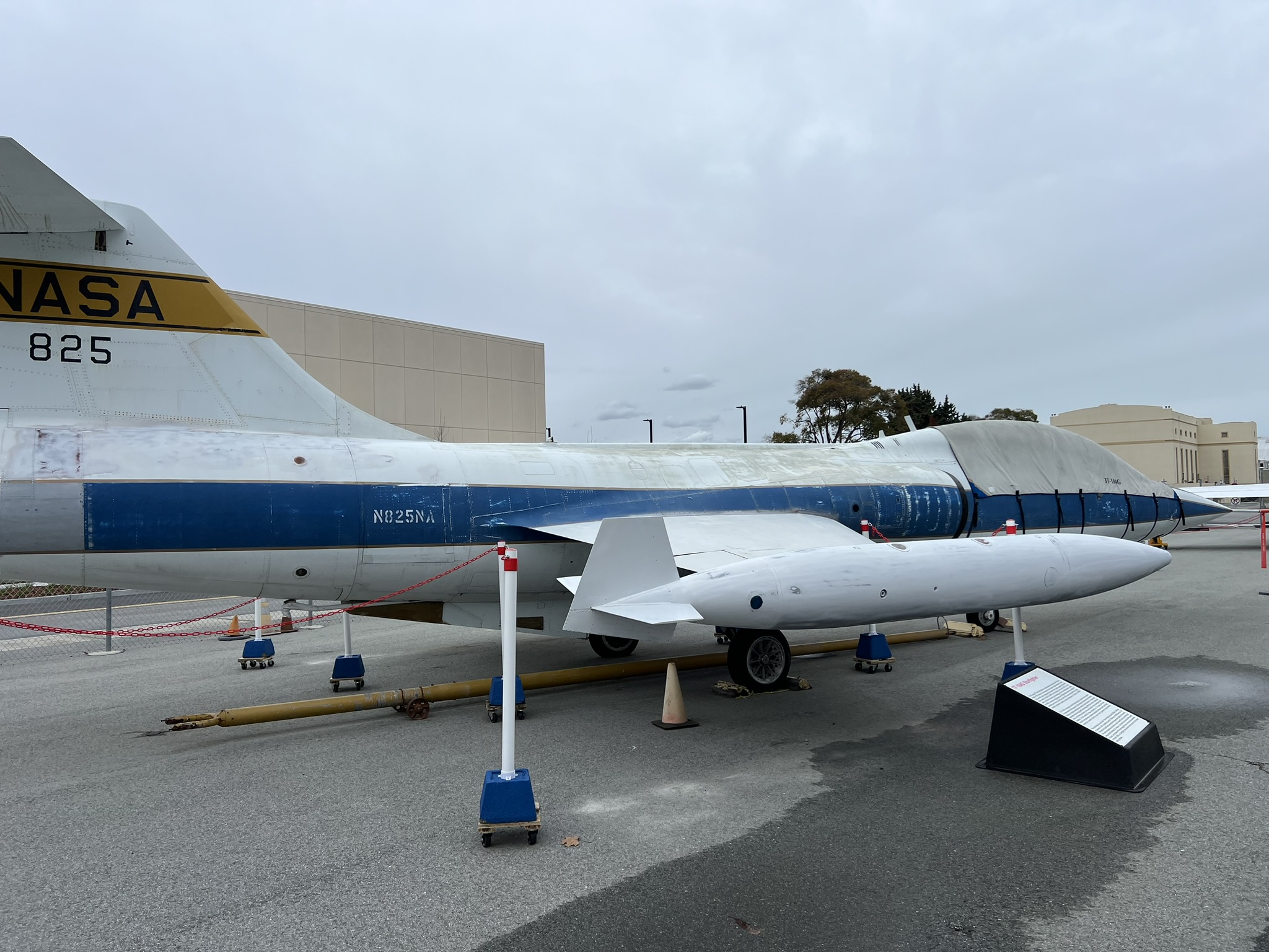 TF-104G