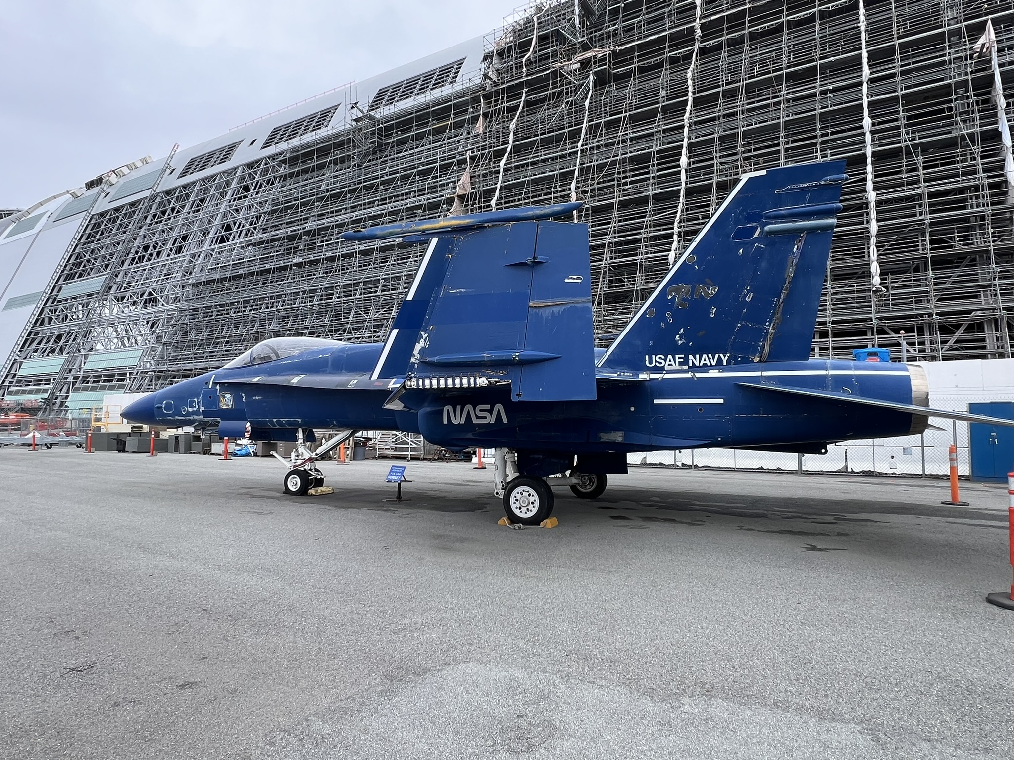 F-18