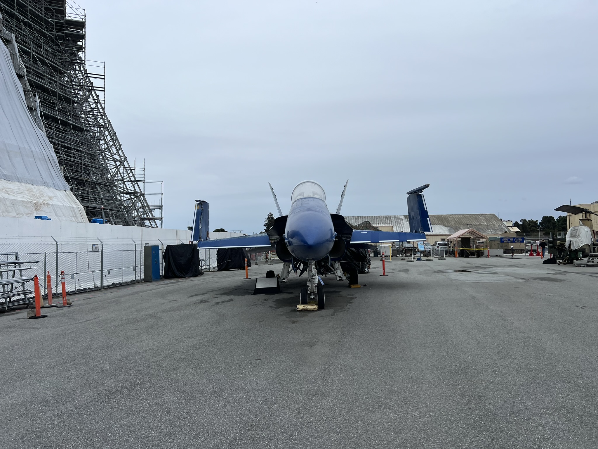 F-18