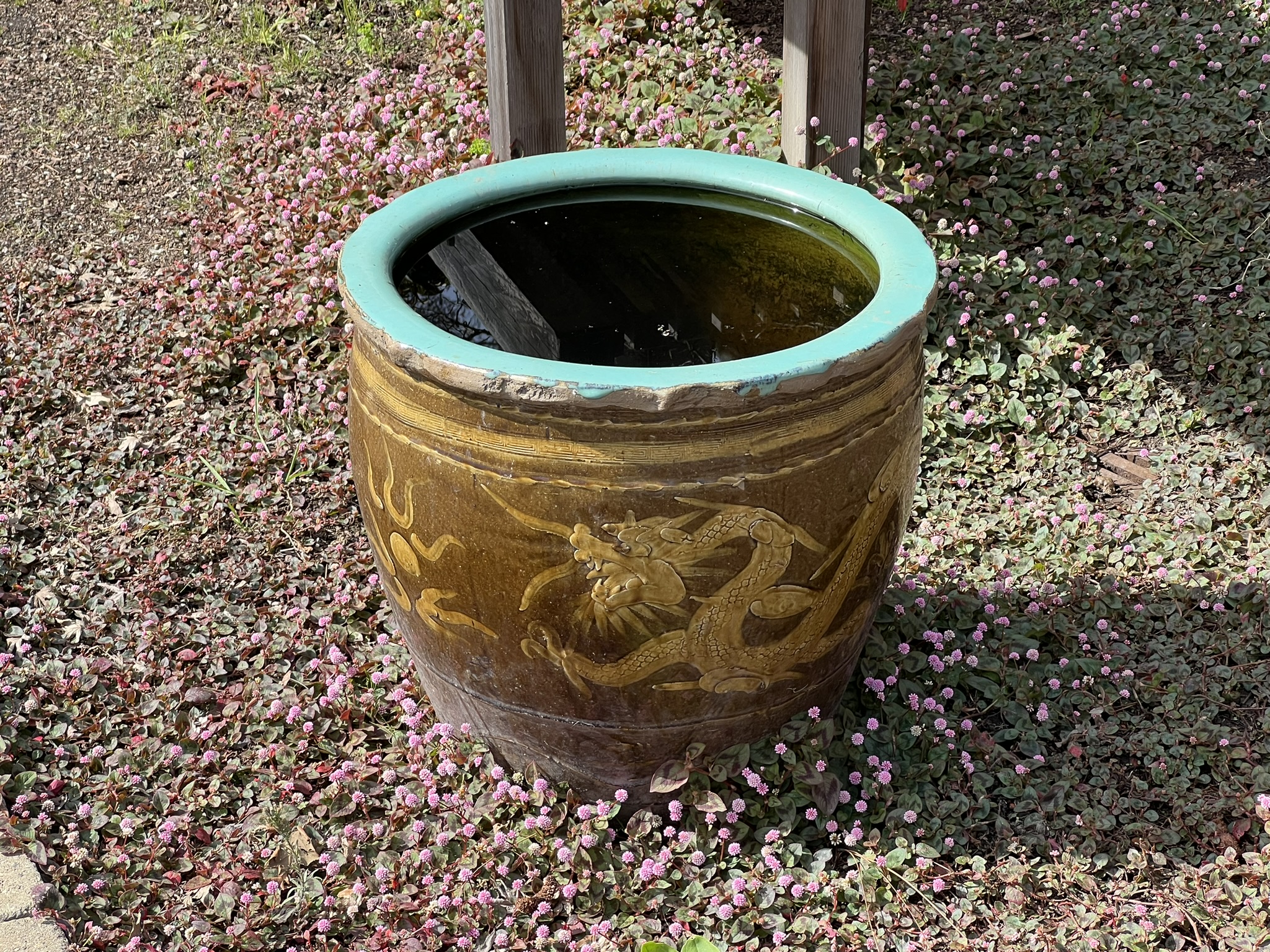 水缸