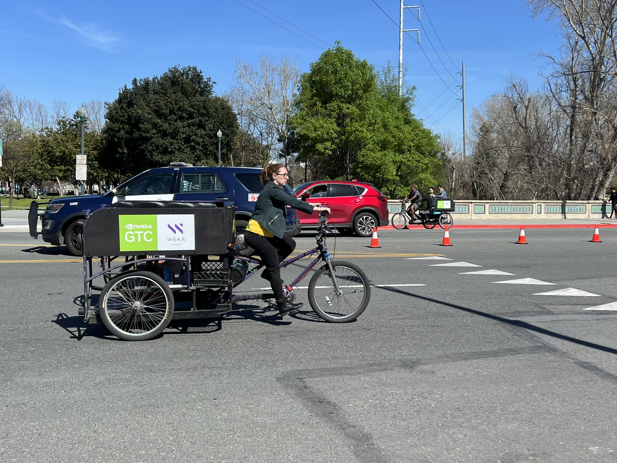 电动三轮车