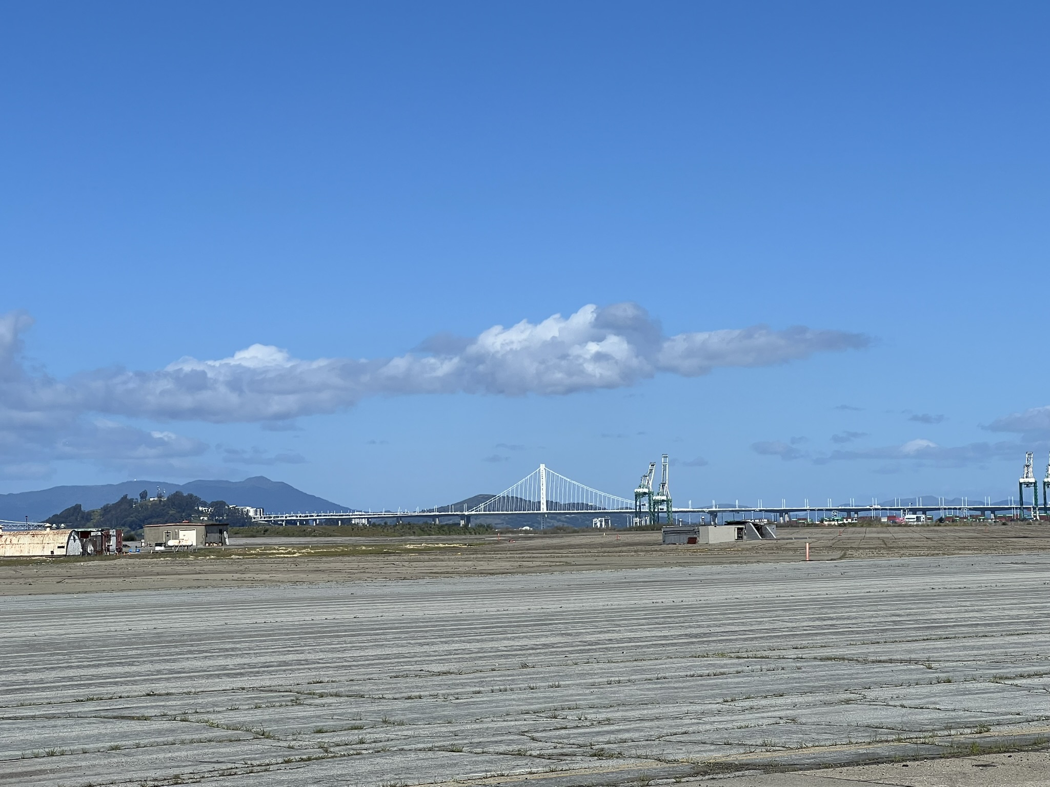 Alameda 和 San Francisco 隔海相望