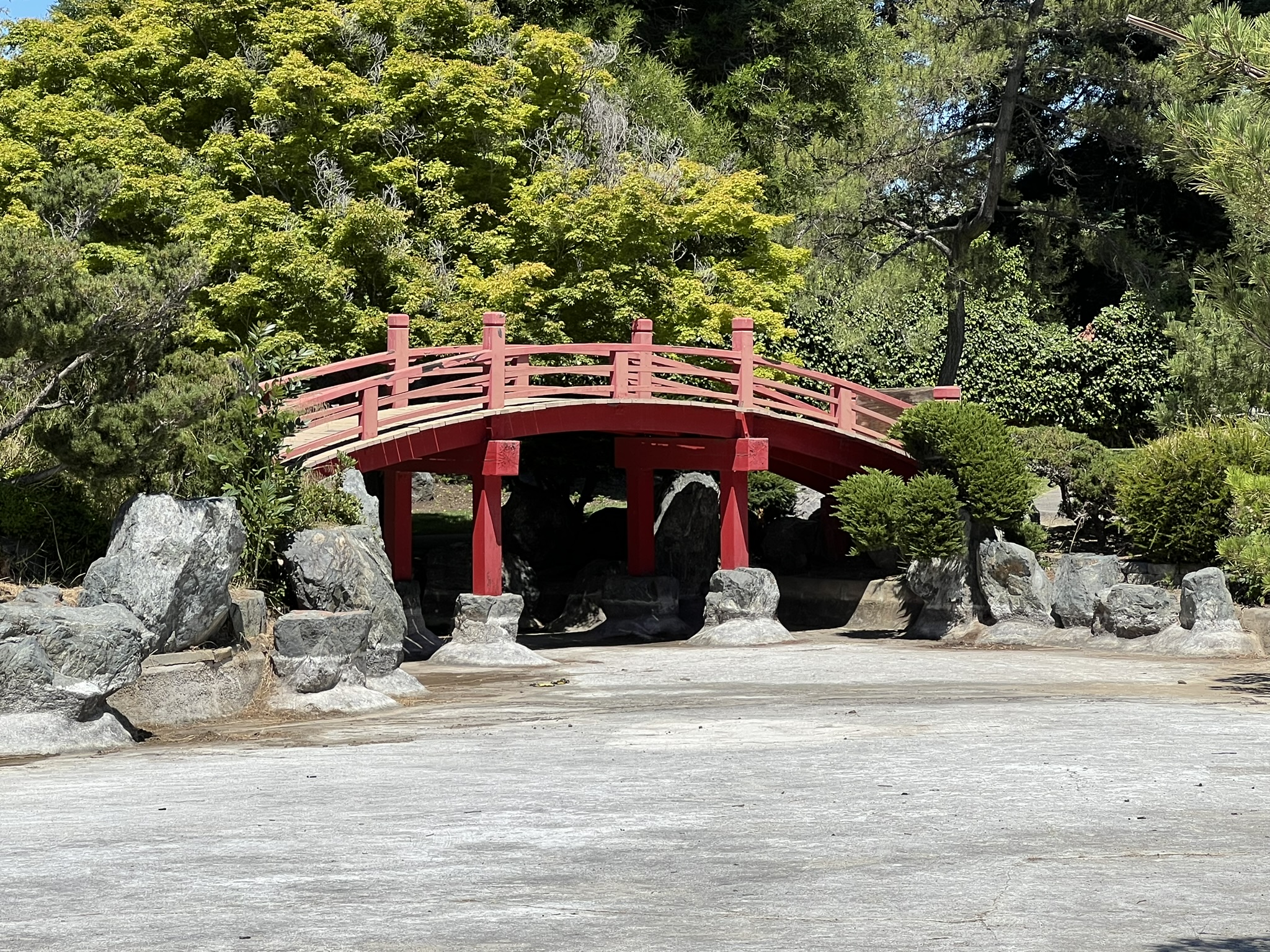 红木桥