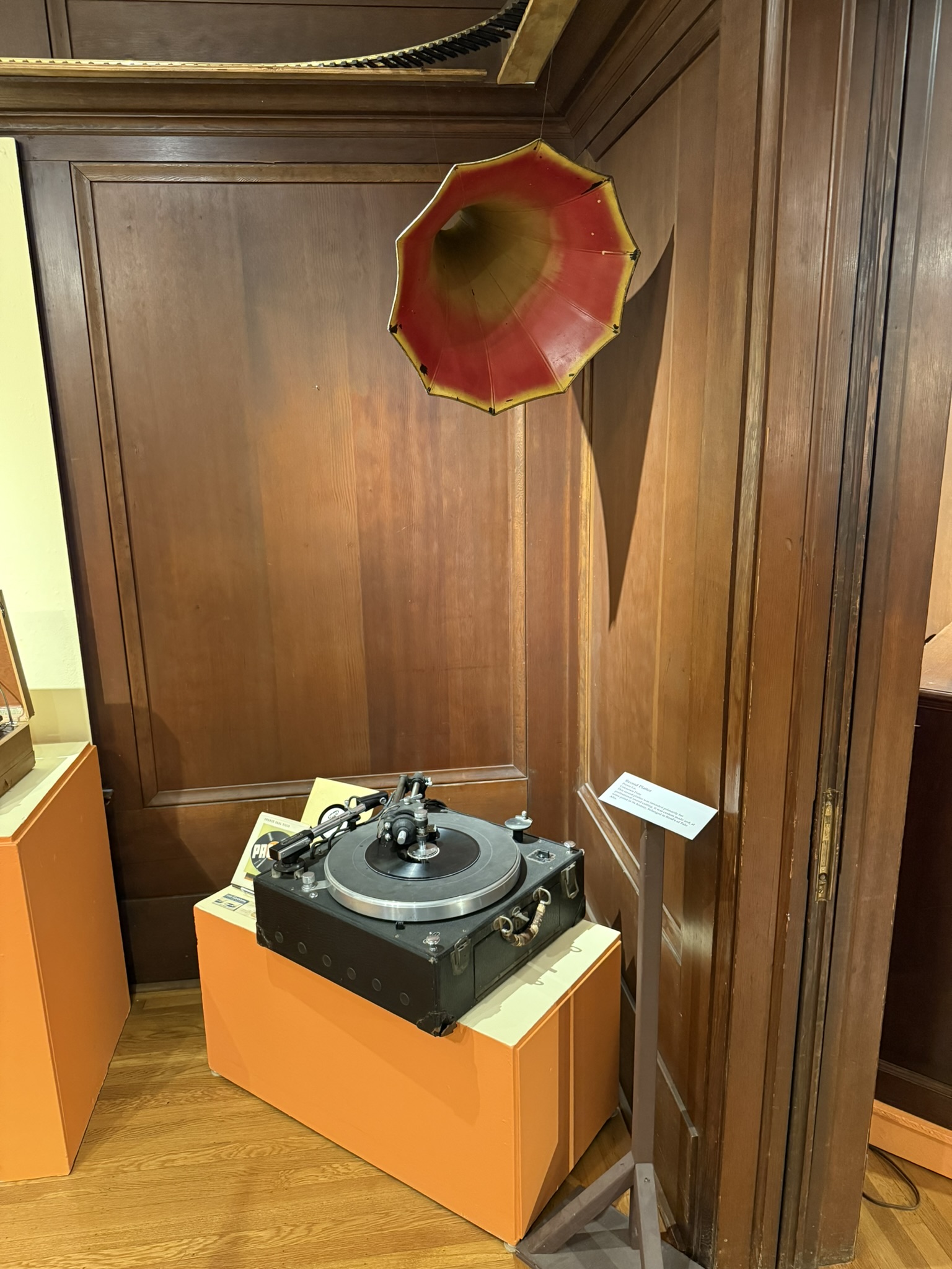 以前声音记录的媒体和机器