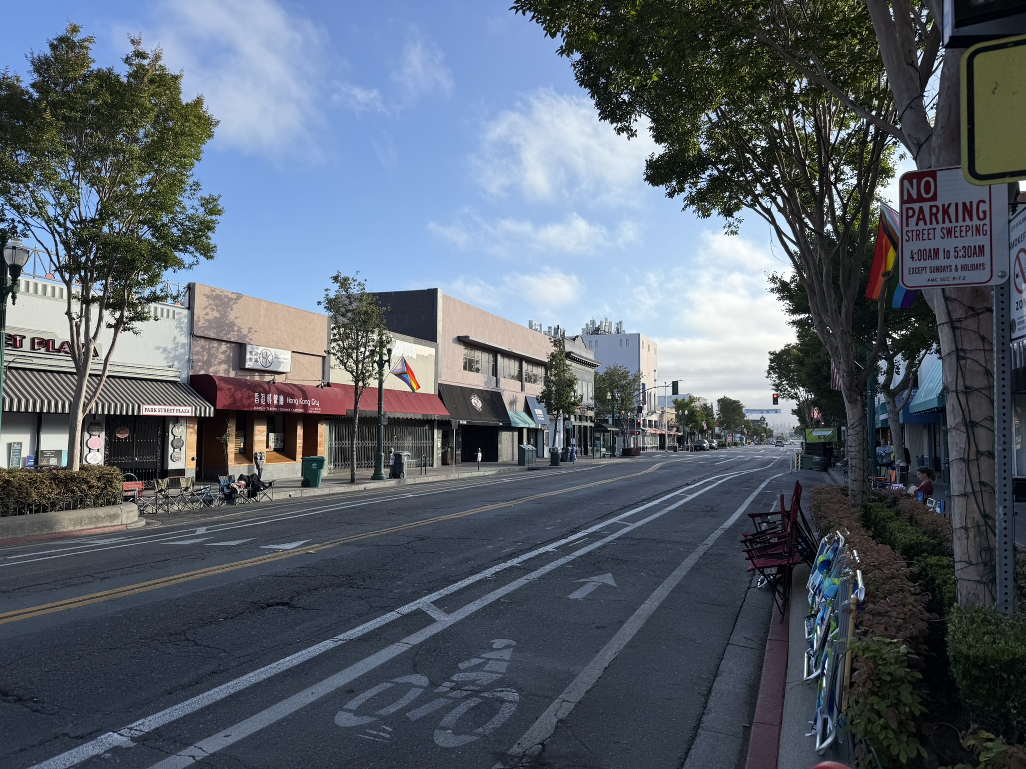 提前到来拿号码簿