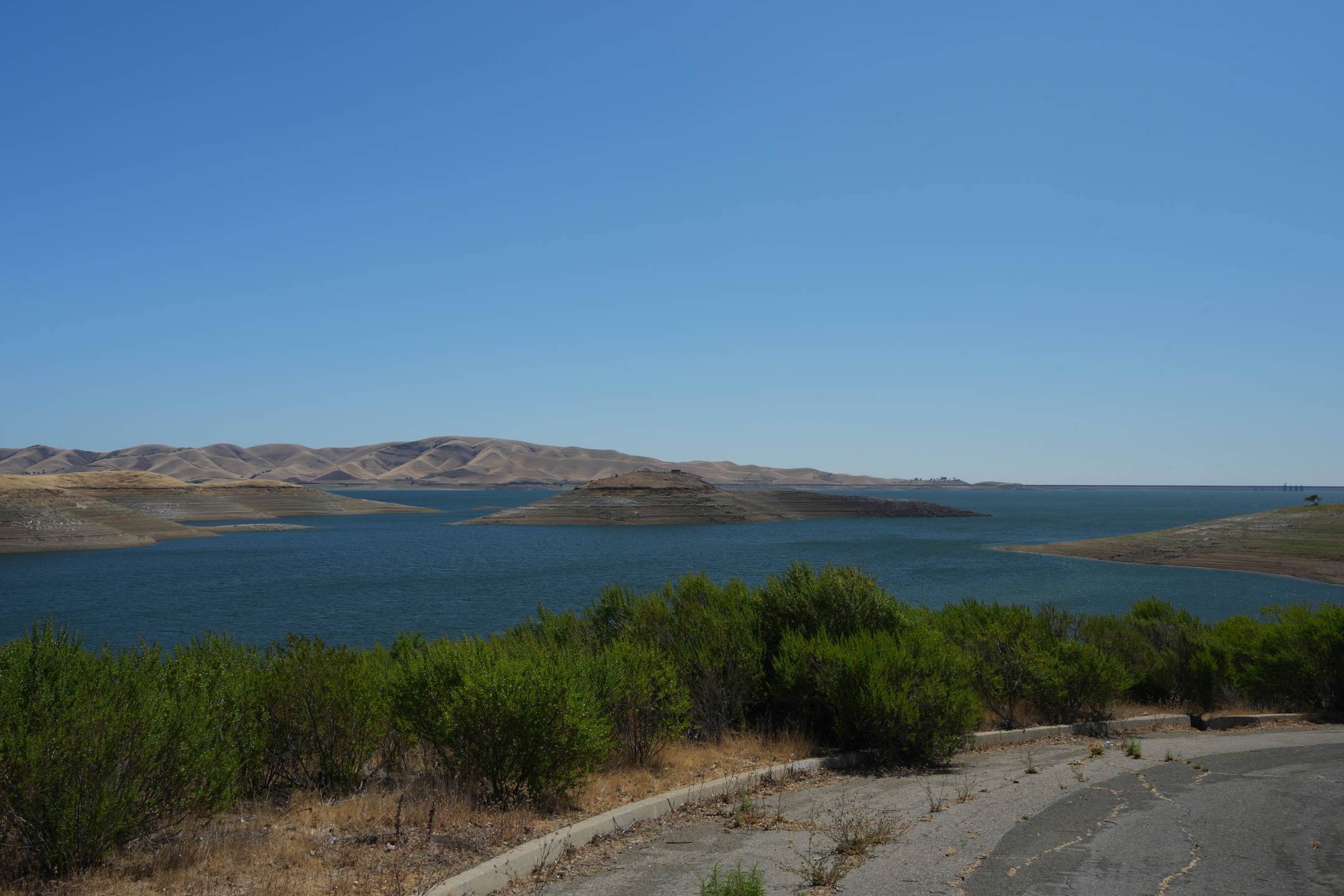 San Luis Reservoir State Recreation Area - Dinosaur Point
