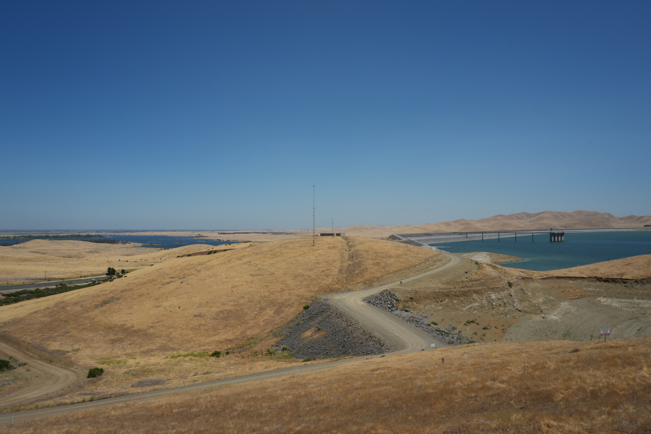 San Luis Reservoir State Recreation Area - Romero Overlook Visitor Center