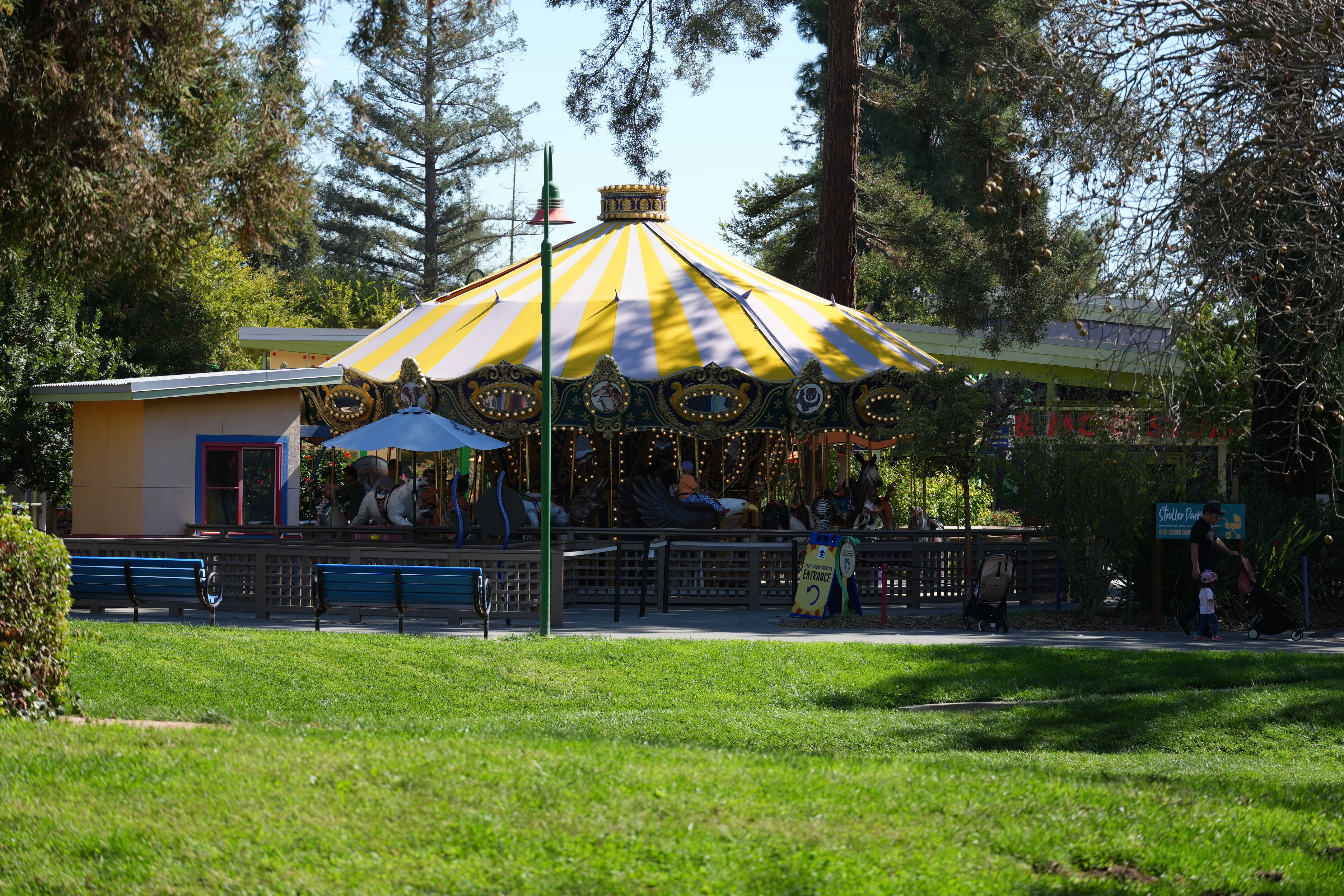 Happy Hollow Park and Zoo